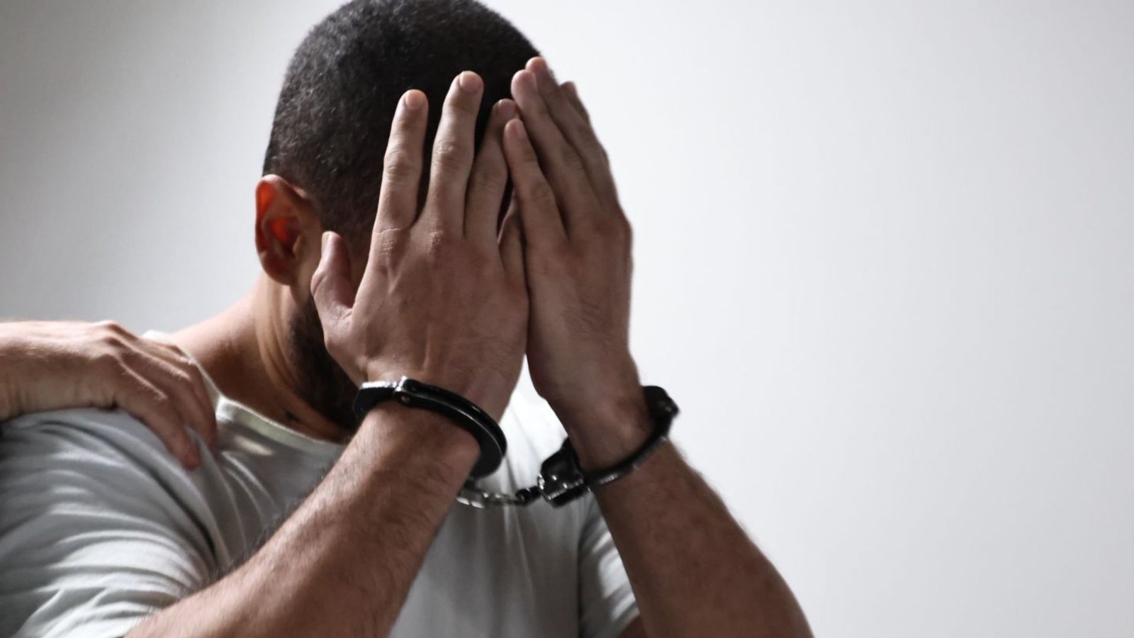 Justiça adia interrogatório de réu no caso de feminicídio de Vanessa Ricarte