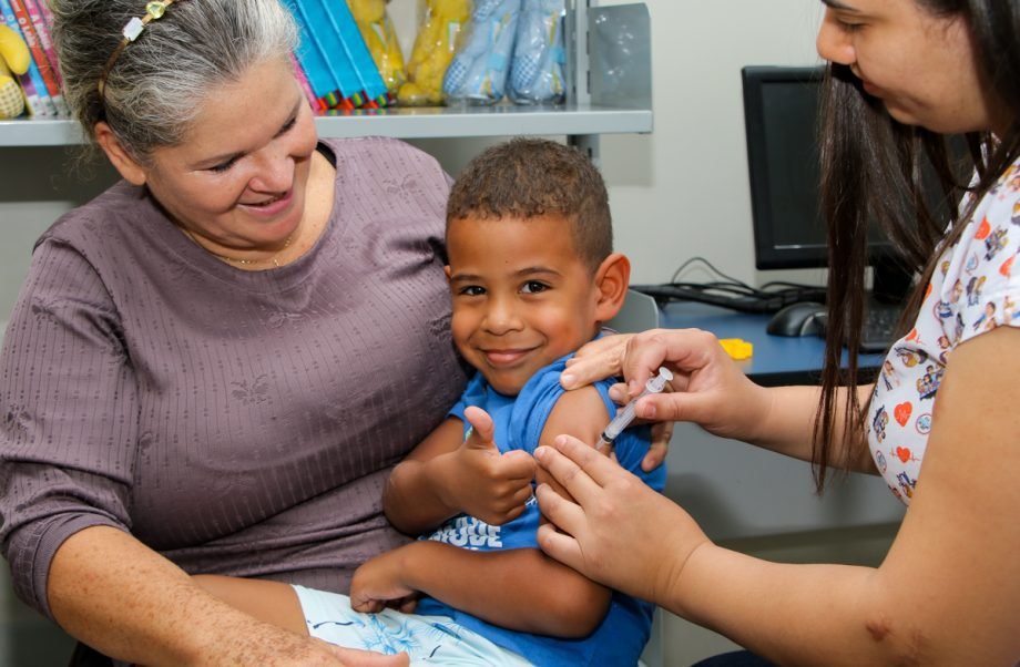 MS lança campanha de vacinação contra Influenza priorizando grupos específicos