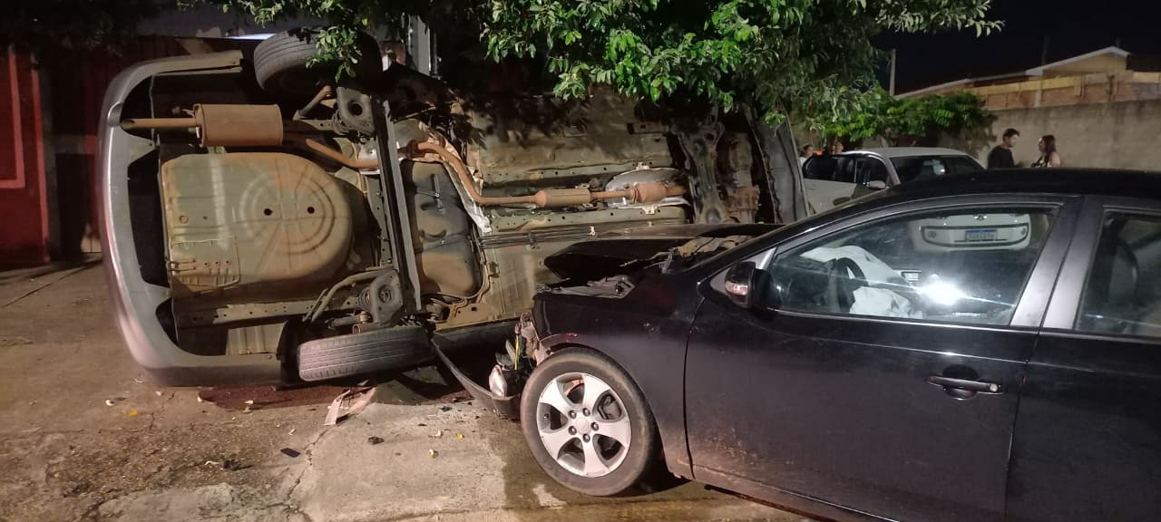 Colisão entre carros deixa jovem ferido em Três Lagoas; um dos veículos era de aplicativo