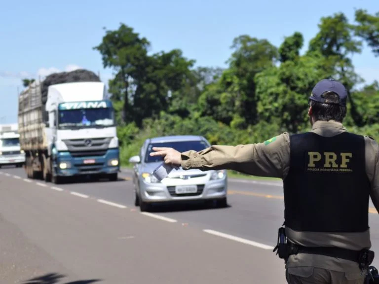 PRF intensifica fiscalização nas rodovias de MS durante o feriado do Dia do Trabalho