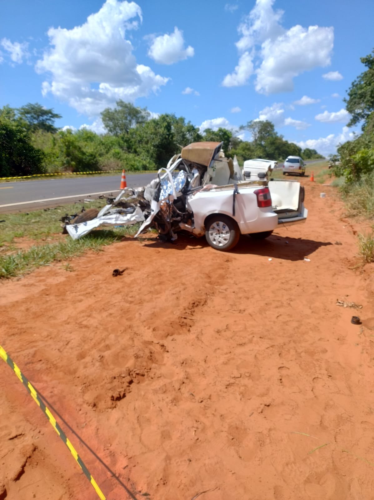 Grave acidente na MS-112: Ambulância colide com caminhão e motorista morre