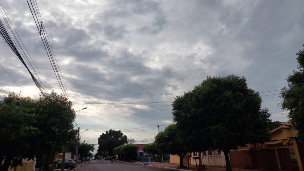 Três Lagoas: Sexta-feira com tempo instável e previsão de chuvas isoladas