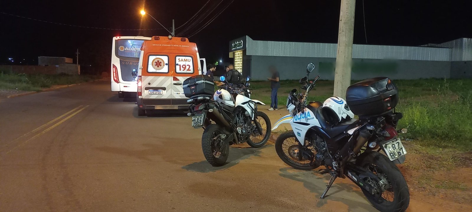 Colisão entre moto e ônibus deixa motociclista ferido em Três Lagoas